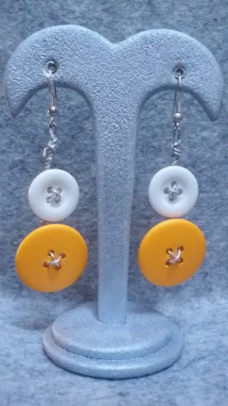 MODELLO 2 - ORECCHINI CON DUE BOTTONI