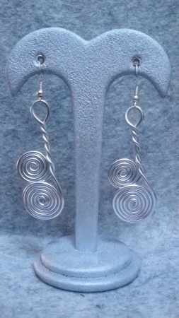 MODELLO 10 - ORECCHINI FILO ARROTOLATO CON DUE PICCOLE "GIRELLE"