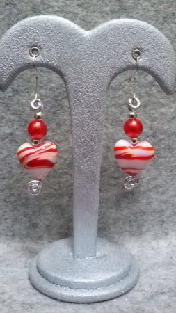 MODELLO 30 - ORECCHINI CON CUORE E PERLINE E CODINA SPIRALE